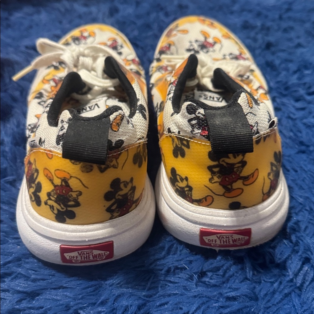 Disney Vans Ultrarange Rapid Mickey Mouse Sneakers - Picture 2 of 3